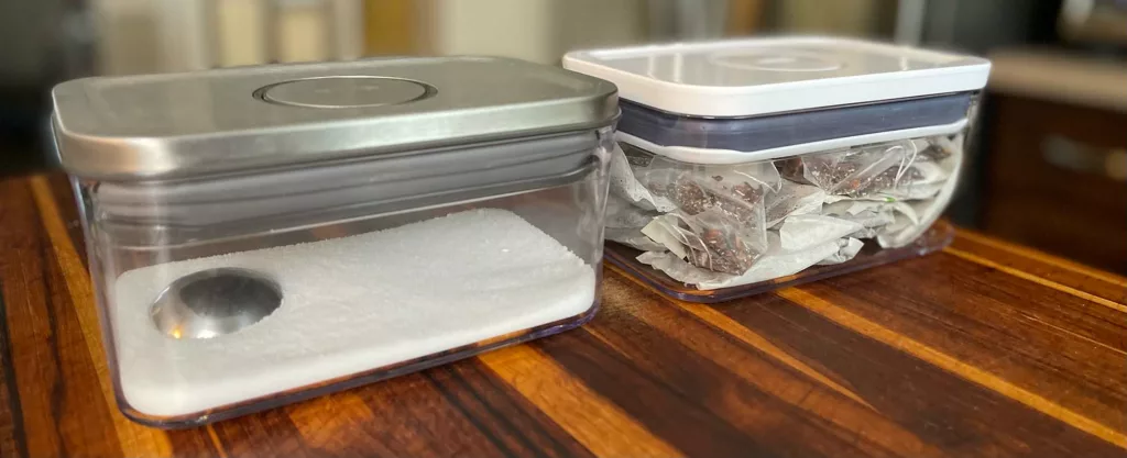 OXO Pop White Plastic vs. Steel.
