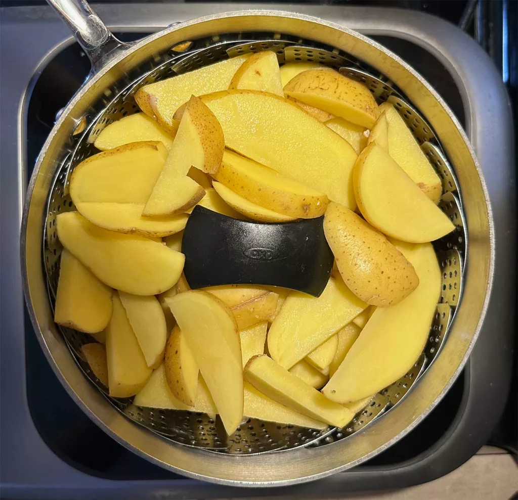 OXO Good Grips steamer: full of potatoes.