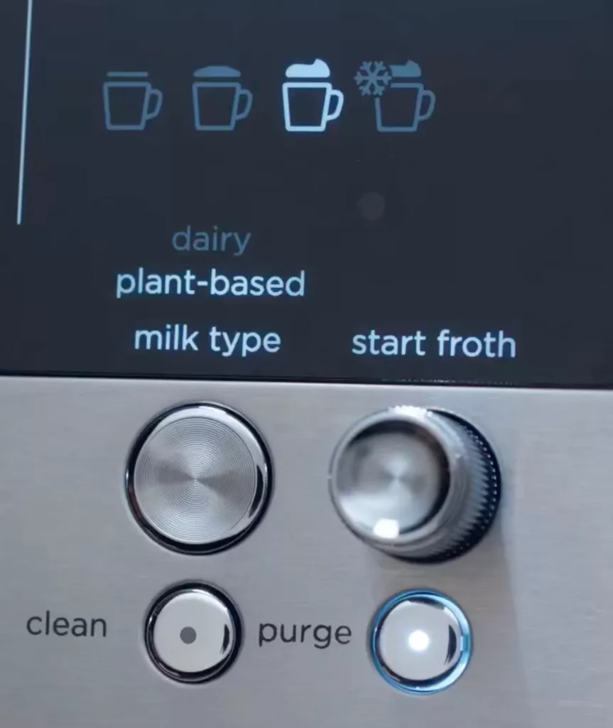 Milk frothing options on the Ninja Luxe Café.