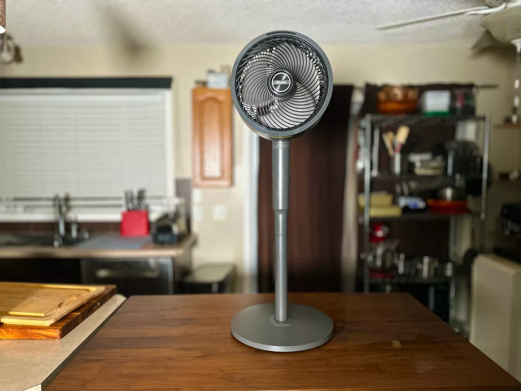 Shark FlexBreeze on pedestal.